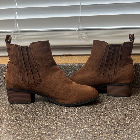 Lane Bryant Ankle Boots Block Heel Womens Sz 11W Brown Faux Suede Pull On Bootie - Picture 7 of 11